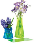 Flexible plastic vase