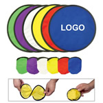 Folding flying disc