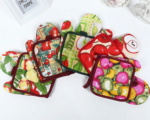 Kitchen Bright Oven Mitt