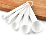 Plastic Measuring Spoons Set of 5 - Image 3