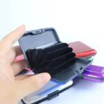 RFID-Blocking Aluminum Silver Wallet Credit Cards Holder - Image 2